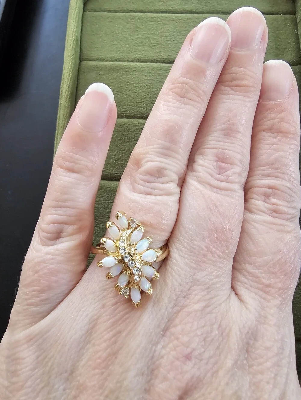 Vintage Gold Plated Ring Size 8